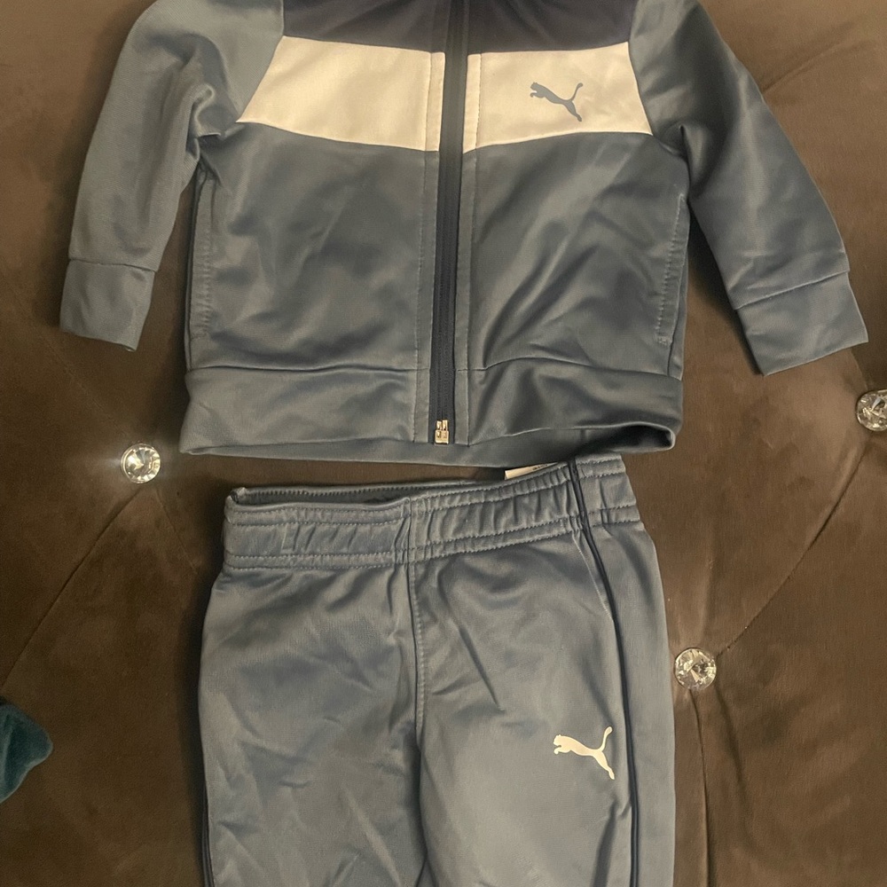 Two piece puma jogging suit